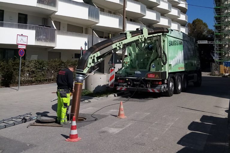 Saugbagger Ulm - Baumwurzelsanierung